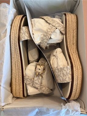 Michael Kors Vanilla Richie Espadrille Platform Sandals